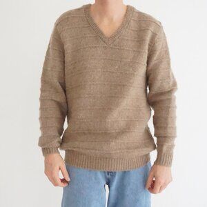 VTG Tundra Brown Ribbed Pure Virgin Wool V Neck Knit Sweater Made In Canada L
